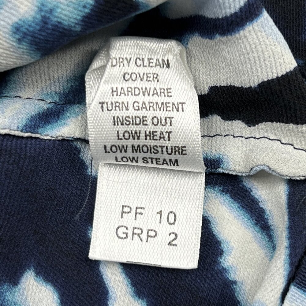 St. John Vintage Silk Split-Neck Blue Crystals Animal Print‎ Blouse Size L - Picture 9 of 10